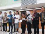 anggota-pansel-capim-kpk-mengumumkan-104-pendaftar-calon-pimpinan-capim-kpk.jpg