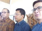 anggota-tim-transisi-cheppy-t-wartono-zuhairi-misrawi-dan-tommy-kurniawan_20150611_095110.jpg