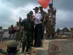 anggota-tni-ricuh_20151202_094146.jpg<pf>anggota-tni-ricuh_20151202_094301.jpg<pf>anggota-tni-ricuh_20151202_094552.jpg<pf>anggota-tni-ricuh_20151202_094321.jpg<pf>akhirnya-dibongkar-juga_20151202_094641.jpg