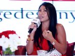 anggun-c-sasmi_20160819_205132.jpg