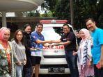 angkatan-86-serahkan-bantuan-ambulans.jpg