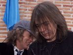 angus-young-dan-malcolm-young_20171119_132954.jpg