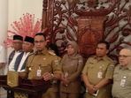 anies-baswedan-dan-wali-kota-bekasi_20181022_173412.jpg