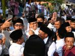 anies-baswedan-kunjungi-ponpes-darul-muttaqin_20230524_195631.jpg