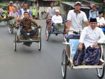 anies-baswedan-naik-becak_20170331_095403.jpg