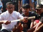 anies-baswedan-potong-kurban.jpg