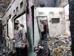 anies-baswedan-saat-mengunjungi-lokasi-kebakaran-di-matraman.jpg
