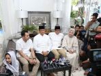 anies-dan-raffi-aaa_20170218_154855.jpg<pf>anies-dan-raffi-aa_20170218_154814.jpg<pf>anies-dan-raffi-a_20170218_154738.jpg<pf>anies-raffi_20170218_154647.jpg