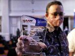 anies-dapat-penghargaan-dari-lkpp.jpg