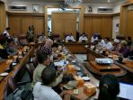 anies-nih4_20171101_212200.jpg