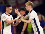 anthony-gordon-debut-di-euro-setelah-menggantikan-phil-foden-saat-inggris-vs-slovakia.jpg
