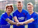 antoine-griezmann-neto-murara-dan-frenkie-de-jong.jpg