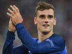 antoine-griezmann-tepukpramukaaa_20160710_164451.jpg