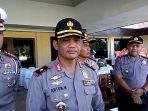 anton-wahono-soal-karangan-bunga-penuhi-polda-kep-babel_20170509_155102.jpg