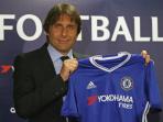 antonio-conte-pamerkostumchelsea_20160717_133428.jpg