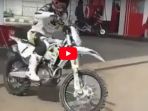 antre-di-spbu-pemotor-ini-pamer-gaya-freestyle_20180409_091140.jpg