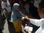 antre-zakat-mal-masjid-serang-surabaya_20190601_122322.jpg