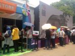 antrean-di-mega-store-asian-para-games-2018_20181006_231222.jpg