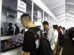 antrean-penukaran-tiket-indonesia-vs-argentina_20230617_204651.jpg