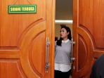 anya-dwinov-hadiri-sidang-perdata-kasus-rumah_20170314_120531.jpg