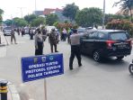 aparat-gabungan-lakukan-operasi-tertib-masker-covid-19_20201221_152343.jpg