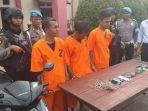 aparat-polres-aceh-utara-memperlihatkan-tiga-terduga-pelaku-penculikan.jpg