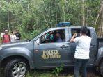 aparat-polsek-haruku-saat-pengejaran-pelaku-di-hutan-1.jpg