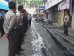 apel-di-luar-markas-cara-polsek-banteng-dekatkan-diri-ke-masyarakat_20151102_231811.jpg