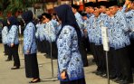 apel-pns-pemprov-dki-peringati-hari-ibu_20141222_200745.jpg