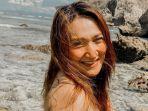 april-celina-lagi.jpg