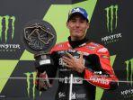 aprilia-spanyol-aleix-espargaro-merayakan-setelah-balapan-motogp.jpg