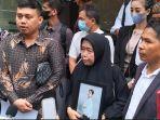 aranya-mendatangi-bareskrim-polri-untuk-melaporkan.jpg