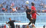 arema-cronus-gelar-laga-uji-coba_20141221_113753.jpg