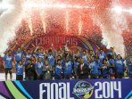 arema-cronus-tundukan-persib-bandung_20150206_145814.jpg