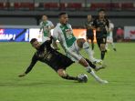 arema-fc-bungkap-pss-sleman-2-0-tanpa-balas_20220116_182943.jpg