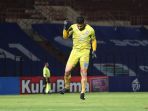 arema-fc-kalahkan-persik-kediri_20211119_205313.jpg