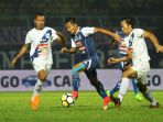 arema-fc-kalahkan-psis-semarang_20180603_103644.jpg