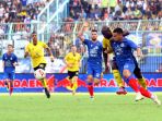 arema-fc-launching-tim-dan-jersey_20200224_010502.jpg