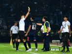 arema-fc-menang-1-0-atas-borneo-fc-samarinda_20220715_001608.jpg