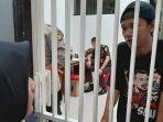 ari-darmawan-sopir-taksi-online.jpg