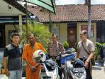 ari-pencuri-motor_20160323_142314.jpg
