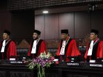 arief-hidayat-kembali-pimpin-mahkamah-konstitusi_20170714_195343.jpg