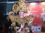 ariska-putri-pertiwi-mahkota_20161006_104351.jpg