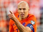 arjen-robben-vsluksem_20170610_040720.jpg