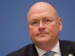 arne-schnbohm.jpg