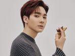 aron-nuest-bantu-selamatkan-nyawa-bocah-8-tahun-di-pesawat.jpg