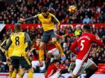 arsenal-vs-manchester-united_20171202_131529.jpg