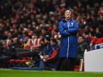arsene-wenger-tegakkk_20141224_200759.jpg