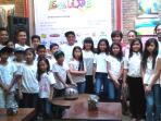 artis-amel-carla-bersama-anak-anak_20151218_145525.jpg
