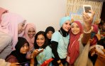 artis-film-hijab-tour-promo-di-makassar_20150118_163053.jpg